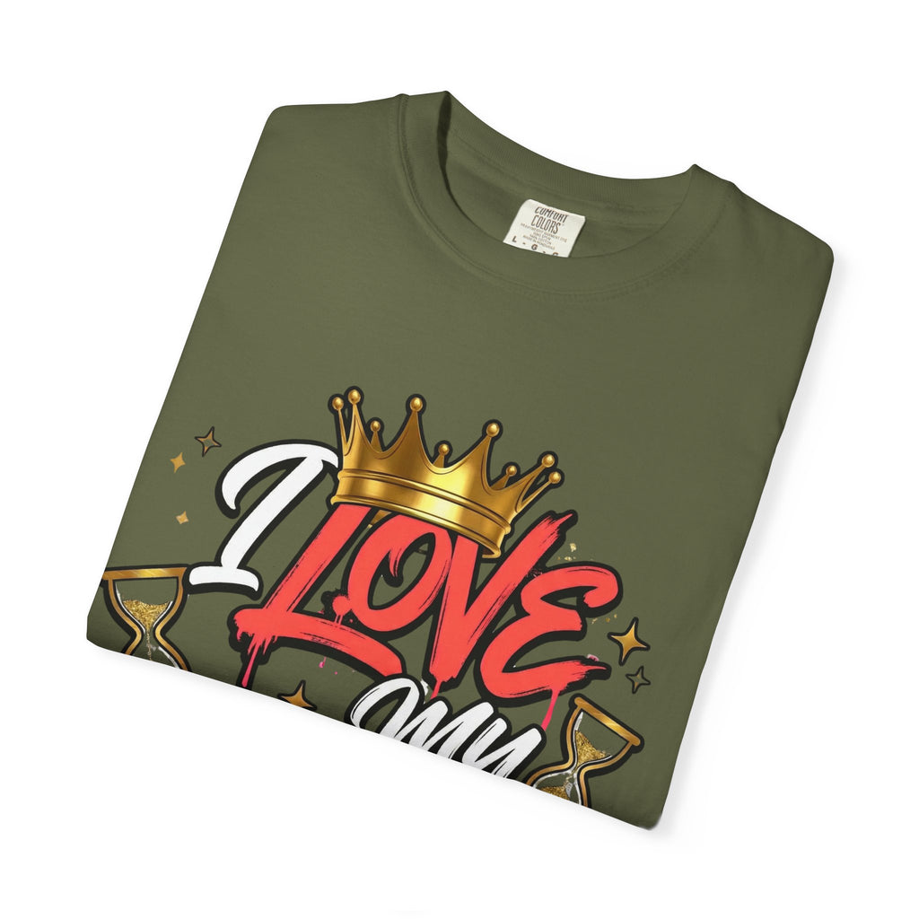 I Love My Curves Crown Graphic Tee – Bold Confidence Statement Shirt