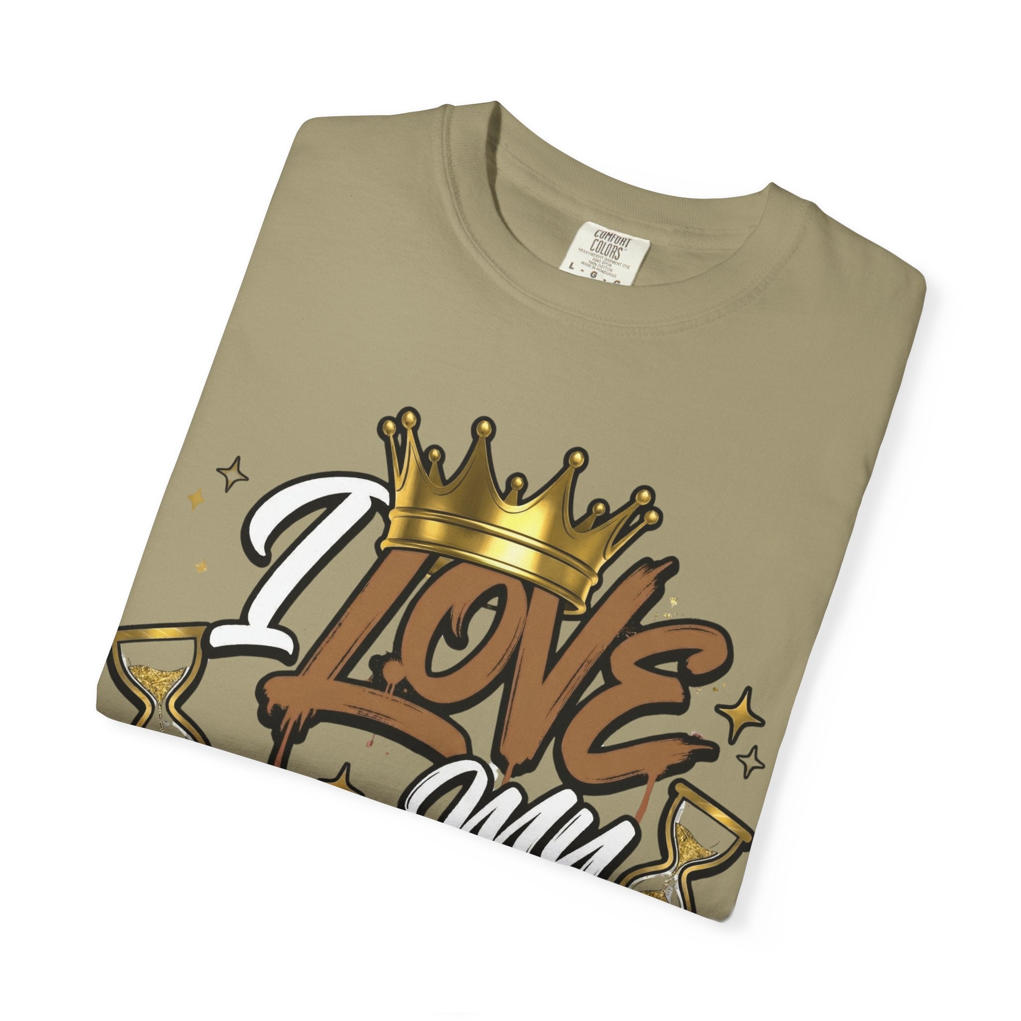 I Love My Curves Crown Graphic Tee – Bold Confidence Statement Shirt