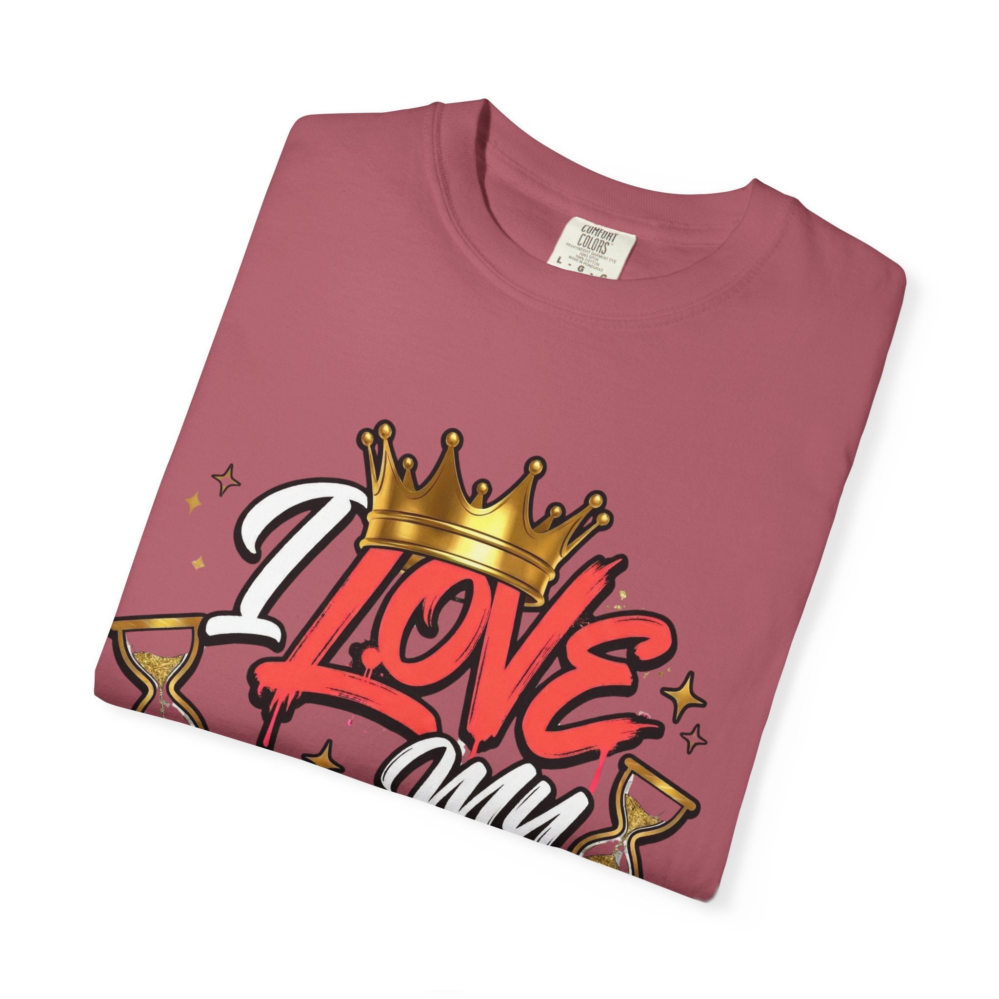 I Love My Curves Crown Graphic Tee – Bold Confidence Statement Shirt